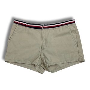 Tommy Hilfiger y2k khaki shorts with belt
